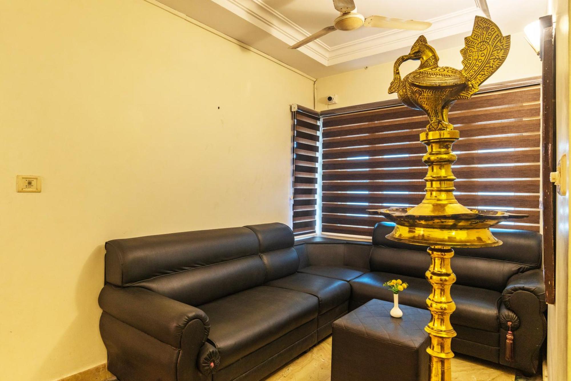 Hotel Archana Inn Kochi Ngoại thất bức ảnh