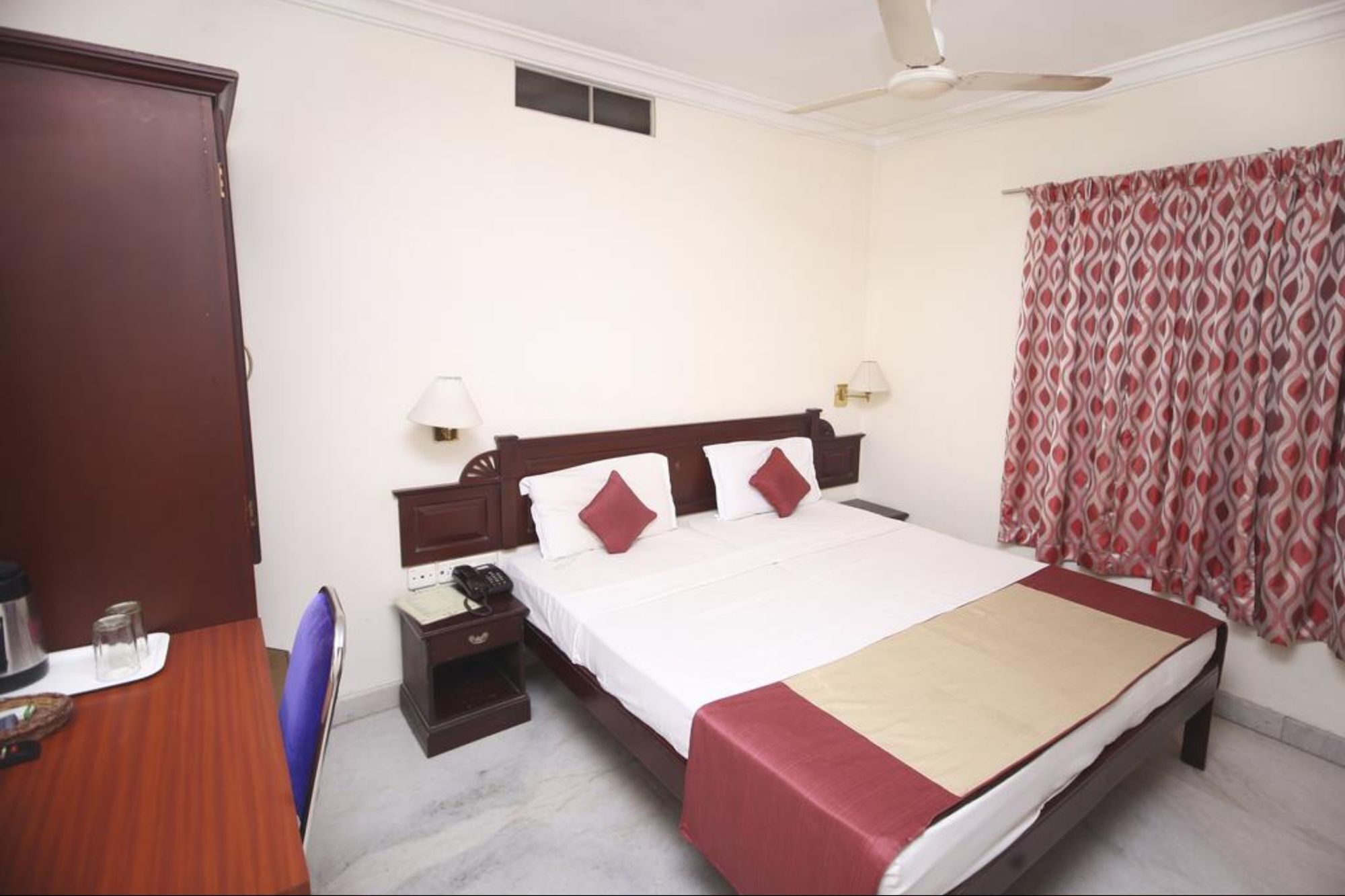 Hotel Archana Inn Kochi Ngoại thất bức ảnh